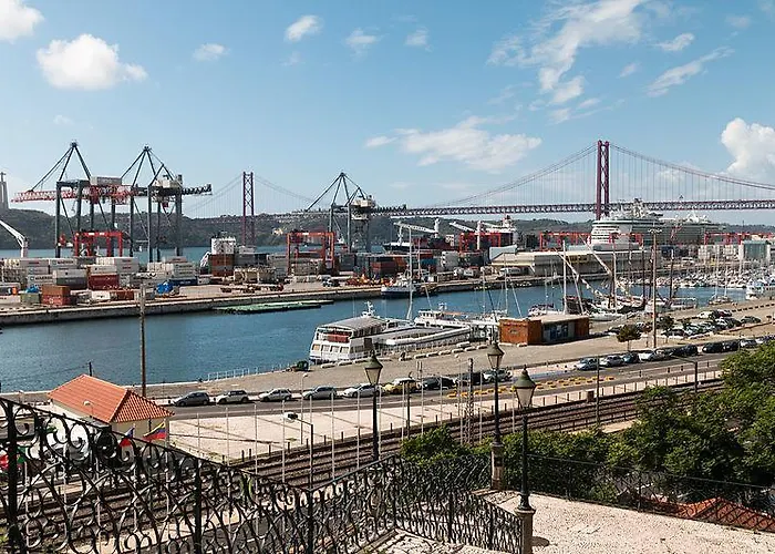 Traditional Madragoa Apartment