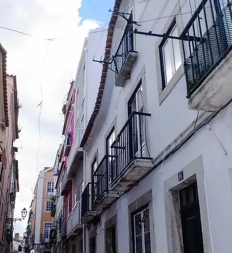 Traditional Madragoa Lissabon