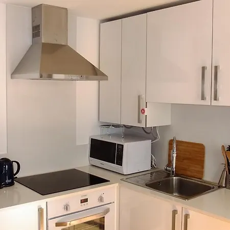 Traditional Madragoa * Lisboa